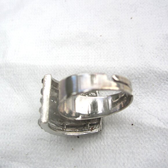 VTG PAIR OF RINGS, SILVERTONE 1 BUTTERFLY 1 BLACK STONE CENTER W/CLEAR CRYSTALS - Picture 5 of 5